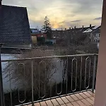 Cozy House With Courtyard Dom wakacyjny