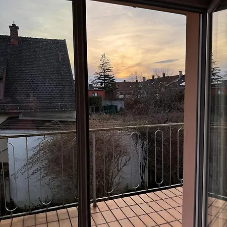 Cozy House With Courtyard München