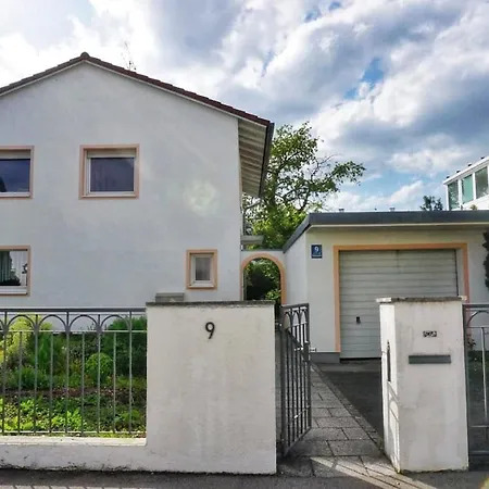 Cozy House With Courtyard