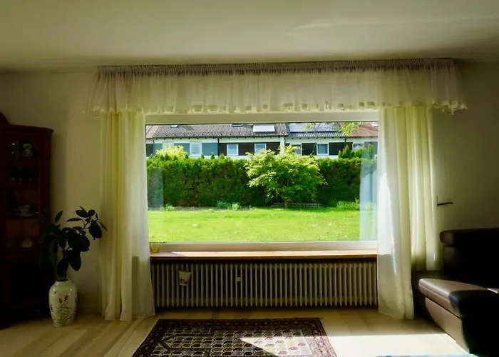 Cozy House With Courtyard *